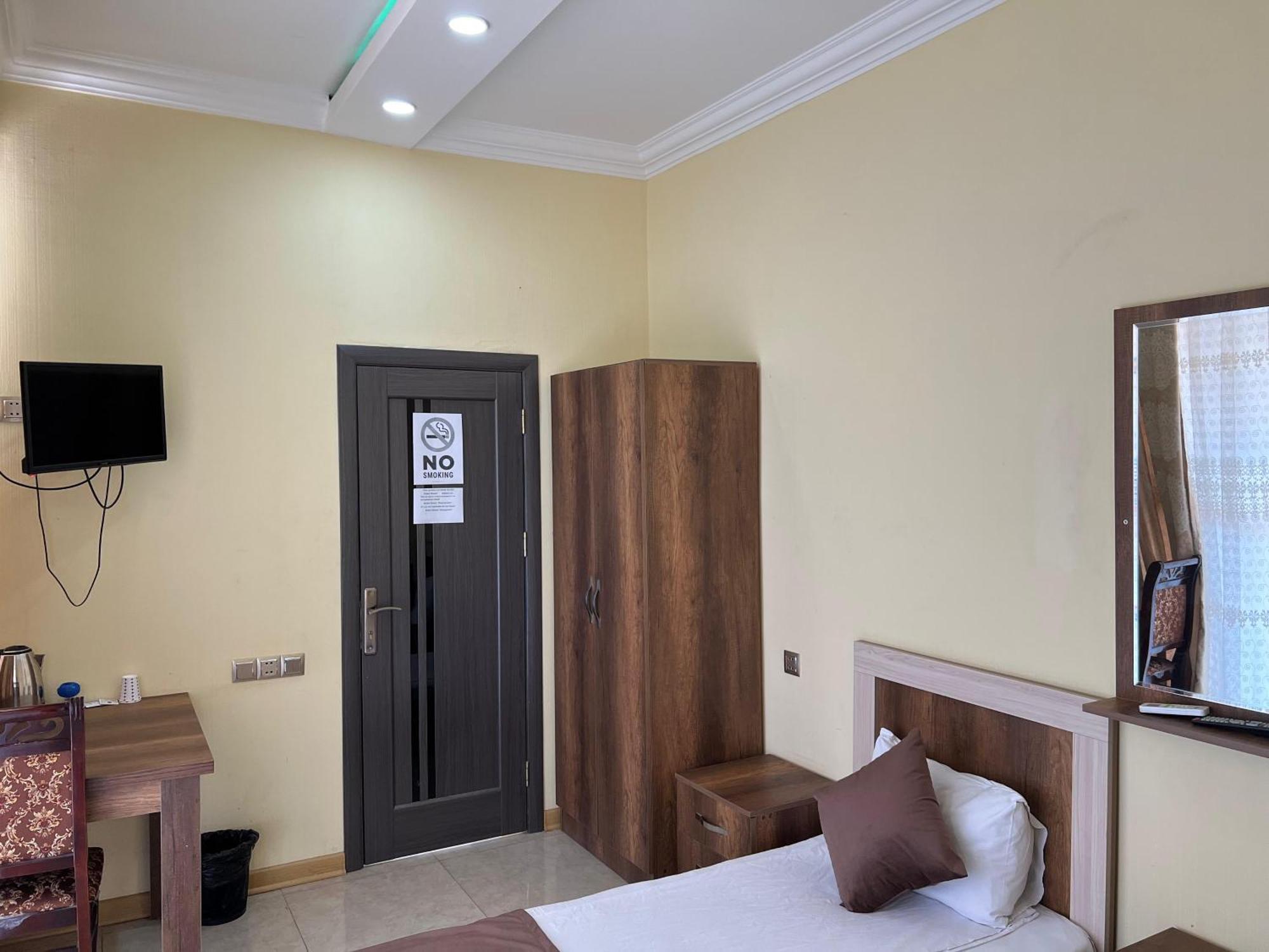 Rahat Hotel Гянджа Екстер'єр фото
